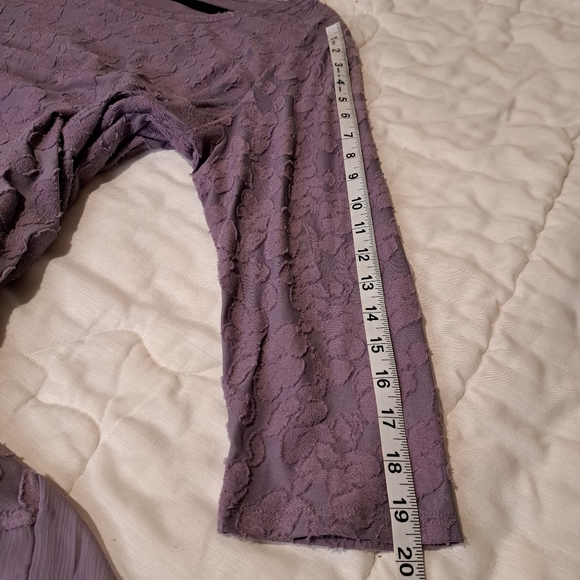 Simply Vera Wang lavender color blouse. Size  XXL - Picture 14 of 15